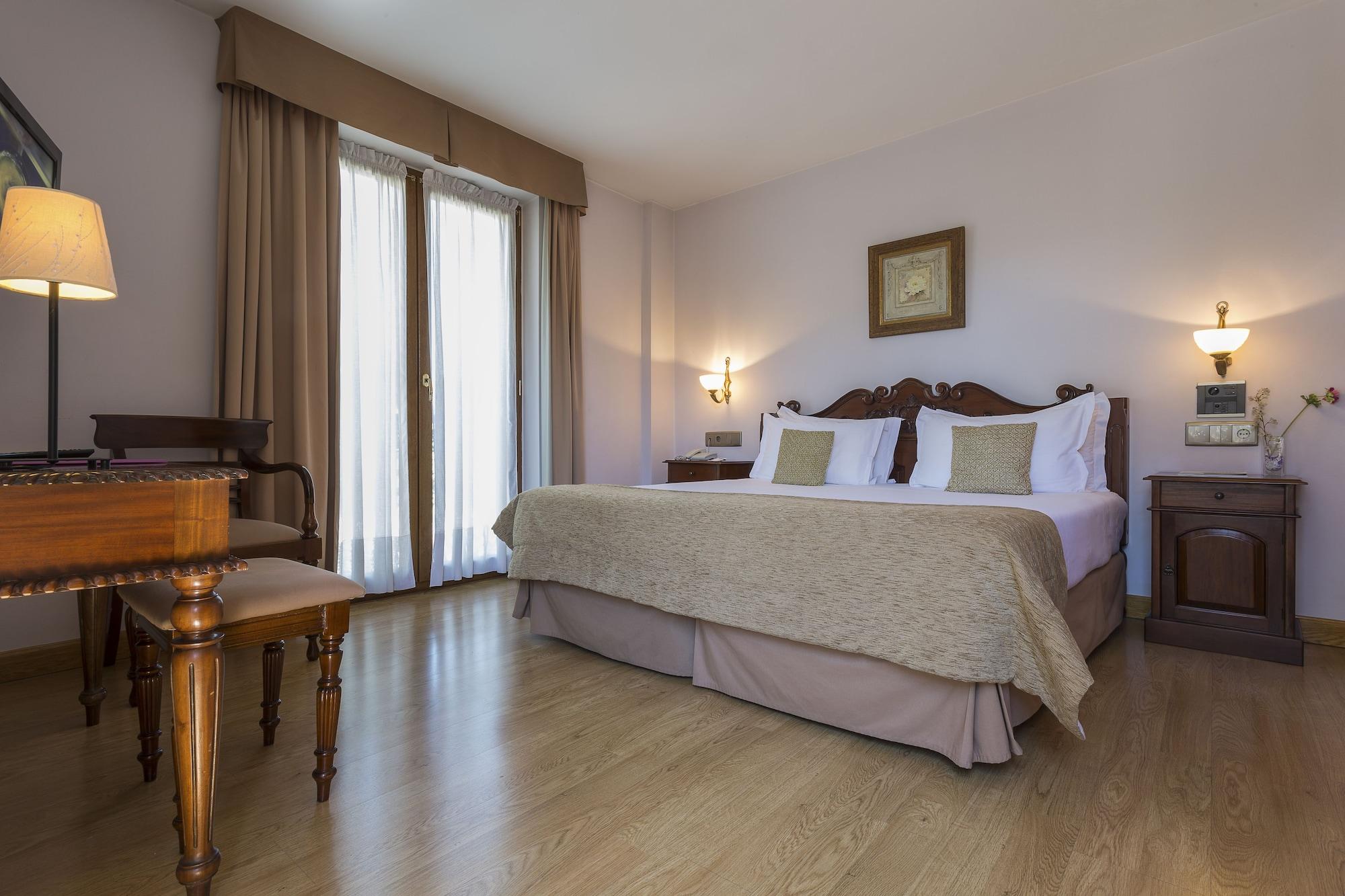 Ayre Hotel Alfonso II Oviedo Exteriér fotografie
