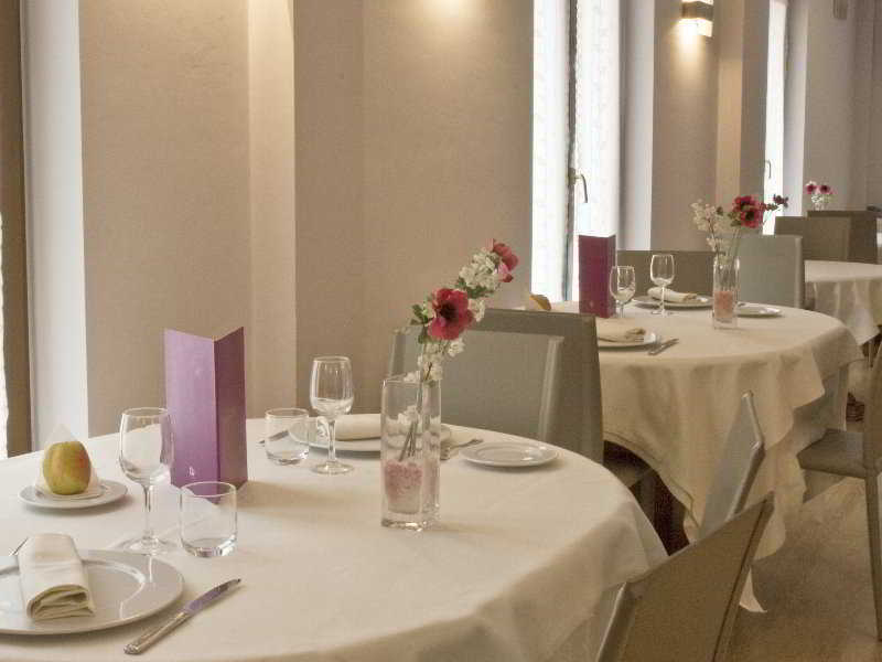 Ayre Hotel Alfonso II Oviedo Restaurace fotografie
